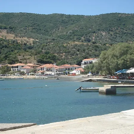 Tanias House Апартаменты