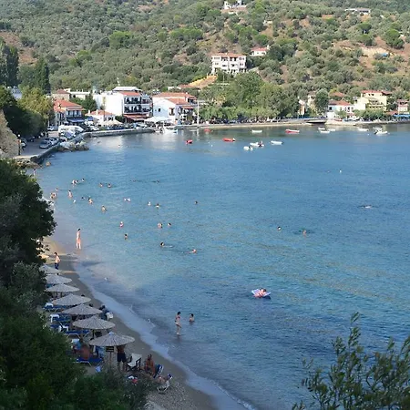 Апартаменты Tanias House *